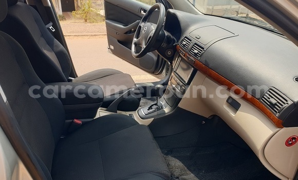 Sayi Na hannu Toyota Avensis Sauran Mota in Yaounde a Babban Kamaru Sayi Na hannu Toyota Avensis Sauran Mota in Yaounde a Babban Kamaru