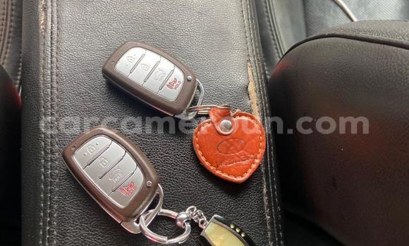 Sayi Na hannu Hyundai Sonata Black Mota in Yaounde a Babban Kamaru Sayi Na hannu Hyundai Sonata Black Mota in Yaounde a Babban Kamaru