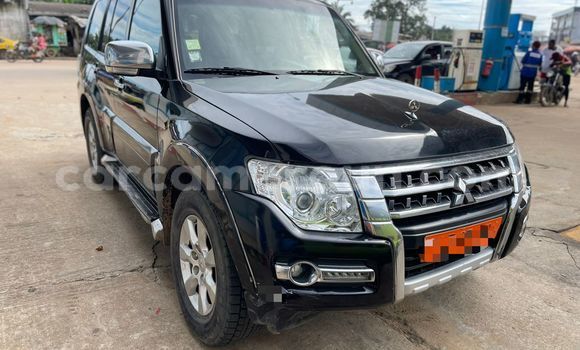 Buy Used Mitsubishi Pajero Black Car in Douala in Littoral Cameroon Buy Used Mitsubishi Pajero Black Car in Douala in Littoral Cameroon