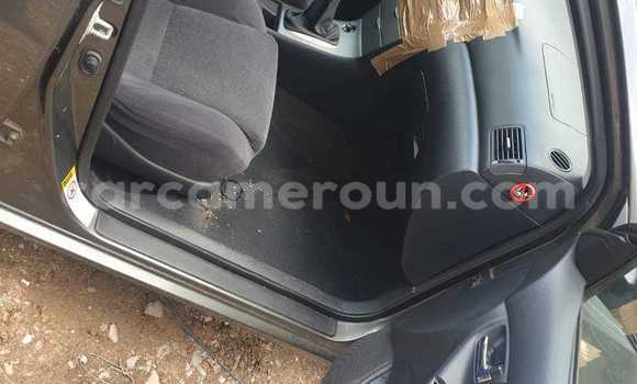 Sayi Na hannu Toyota Corolla Sauran Mota in Douala a Ƙasar Kamaru Sayi Na hannu Toyota Corolla Sauran Mota in Douala a Ƙasar Kamaru