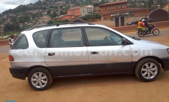 Acheter Occasion Voiture Toyota Picnic Autre à Yaoundé, Central Cameroon Acheter Occasion Voiture Toyota Picnic Autre à Yaoundé, Central Cameroon