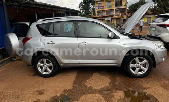 Acheter Occasion Voiture Toyota RAV4 Autre à Yaoundé, Central Cameroon Acheter Occasion Voiture Toyota RAV4 Autre à Yaoundé, Central Cameroon