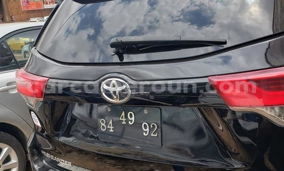 Acheter Occasion Voiture Toyota Highlander Noir à Yaoundé, Central Cameroon Acheter Occasion Voiture Toyota Highlander Noir à Yaoundé, Central Cameroon