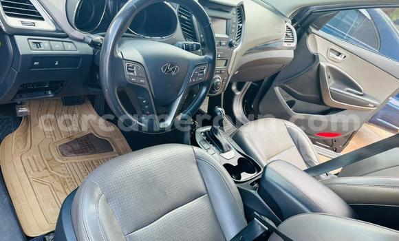 Buy Used Hyundai Santa Fe Silver Car in Yaounde in Central Cameroon Buy Used Hyundai Santa Fe Silver Car in Yaounde in Central Cameroon