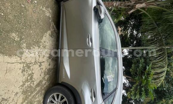Sayi Na hannu Lexus NX Azurfa Mota in Yaounde a Babban Kamaru Sayi Na hannu Lexus NX Azurfa Mota in Yaounde a Babban Kamaru