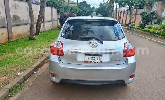 Buy Used Toyota Auris Silver Car in Yaounde in Central Cameroon Buy Used Toyota Auris Silver Car in Yaounde in Central Cameroon
