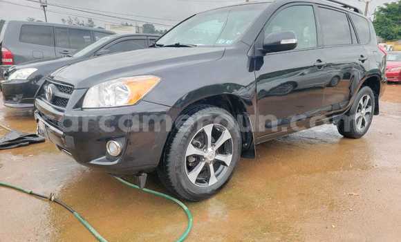 Acheter Occasion Voiture Toyota RAV4 Noir à Yaoundé, Central Cameroon