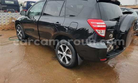 Acheter Occasion Voiture Toyota RAV4 Noir à Yaoundé, Central Cameroon Acheter Occasion Voiture Toyota RAV4 Noir à Yaoundé, Central Cameroon