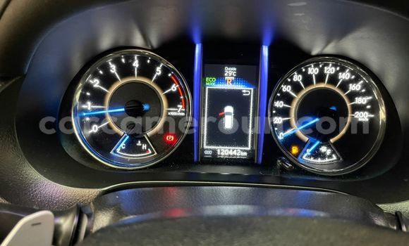 Buy Used Toyota Fortuner White Car in Douala in Littoral Cameroon Buy Used Toyota Fortuner White Car in Douala in Littoral Cameroon