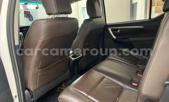 Acheter Occasion Voiture Toyota Fortuner Blanc à Douala, Littoral Cameroon Acheter Occasion Voiture Toyota Fortuner Blanc à Douala, Littoral Cameroon