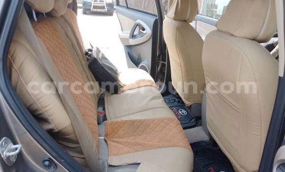 Acheter Occasion Voiture Toyota RAV4 Marron à Douala, Littoral Cameroon Acheter Occasion Voiture Toyota RAV4 Marron à Douala, Littoral Cameroon