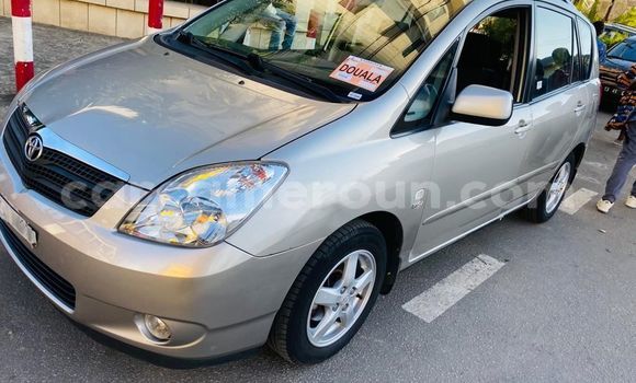 Buy Import Toyota Corolla Verso Silver Car in Douala in Littoral Cameroon Buy Import Toyota Corolla Verso Silver Car in Douala in Littoral Cameroon