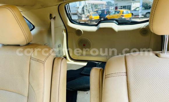 Sayi Na hannu Toyota Highlander Black Mota in Yaounde a Babban Kamaru Sayi Na hannu Toyota Highlander Black Mota in Yaounde a Babban Kamaru