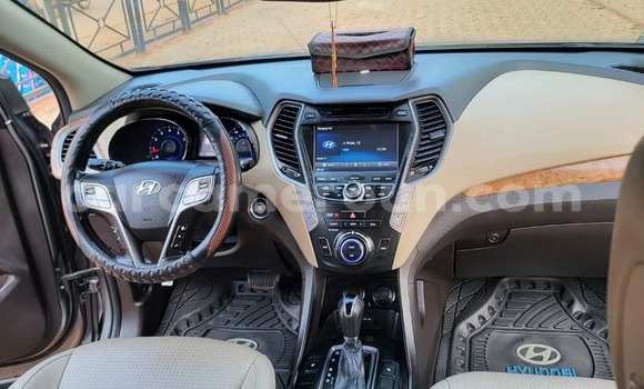Buy Used Hyundai Santa Fe Silver Car in Yaounde in Central Cameroon