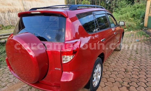 Acheter Occasion Voiture Toyota RAV4 Rouge à Yaoundé, Central Cameroon Acheter Occasion Voiture Toyota RAV4 Rouge à Yaoundé, Central Cameroon