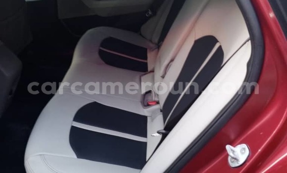 Sayi Na hannu Hyundai Sonata Sauran Mota in Douala a Ƙasar Kamaru