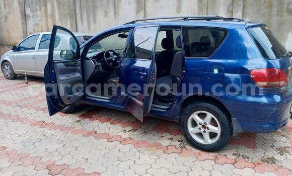 Acheter Occasion Voiture Toyota Avensis Bleu à Douala, Littoral Cameroon Acheter Occasion Voiture Toyota Avensis Bleu à Douala, Littoral Cameroon