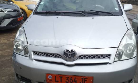Sayi Na hannu Toyota Corolla Sauran Mota in Douala a Ƙasar Kamaru