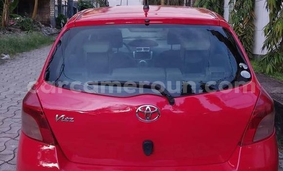 Sayi Na hannu Toyota Yaris Red Mota in Douala a Ƙasar Kamaru Sayi Na hannu Toyota Yaris Red Mota in Douala a Ƙasar Kamaru