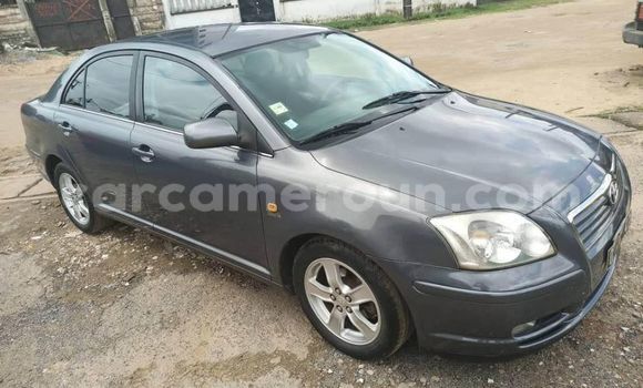 Sayi Na hannu Toyota Avensis Sauran Mota in Douala a Ƙasar Kamaru Sayi Na hannu Toyota Avensis Sauran Mota in Douala a Ƙasar Kamaru