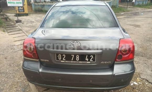 Sayi Na hannu Toyota Avensis Sauran Mota in Douala a Ƙasar Kamaru Sayi Na hannu Toyota Avensis Sauran Mota in Douala a Ƙasar Kamaru