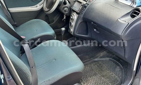 Sayi Na hannu Toyota Vitz Black Mota in Douala a Ƙasar Kamaru Sayi Na hannu Toyota Vitz Black Mota in Douala a Ƙasar Kamaru