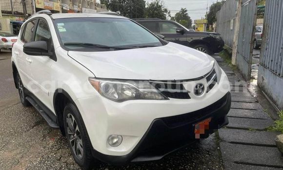 Buy Used Toyota RAV4 White Car in Douala in Littoral Cameroon Buy Used Toyota RAV4 White Car in Douala in Littoral Cameroon