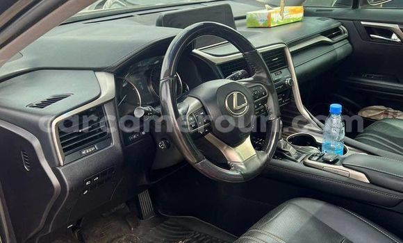 Sayi Na hannu Lexus RX 350 Black Mota in Douala a Ƙasar Kamaru Sayi Na hannu Lexus RX 350 Black Mota in Douala a Ƙasar Kamaru