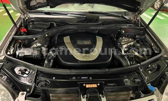 Sayi Na hannu Mercedes‒Benz ML–Class Sauran Mota in Douala a Ƙasar Kamaru Sayi Na hannu Mercedes‒Benz ML–Class Sauran Mota in Douala a Ƙasar Kamaru