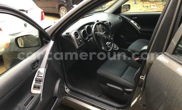 Sayi Na hannu Toyota Matrix Sauran Mota in Douala a Ƙasar Kamaru Sayi Na hannu Toyota Matrix Sauran Mota in Douala a Ƙasar Kamaru