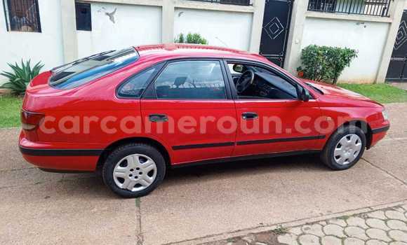Acheter Occasion Voiture Toyota Carina E Rouge à Yaoundé, Central Cameroon