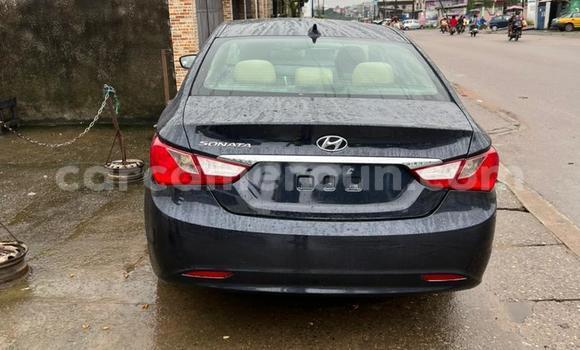 Buy Used Hyundai Sonata Black Car in Yaounde in Central Cameroon Buy Used Hyundai Sonata Black Car in Yaounde in Central Cameroon
