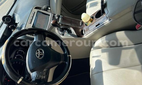 Sayi Na hannu Toyota Venza White Mota in Douala a Ƙasar Kamaru Sayi Na hannu Toyota Venza White Mota in Douala a Ƙasar Kamaru