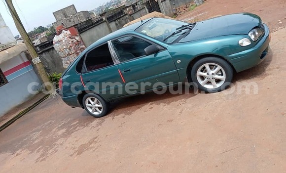 Acheter Occasion Voiture Toyota Corolla Bleu à Yaoundé, Central Cameroon Acheter Occasion Voiture Toyota Corolla Bleu à Yaoundé, Central Cameroon
