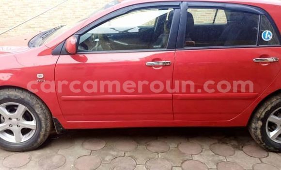 Sayi Na hannu Toyota Corolla Red Mota in Yaounde a Babban Kamaru Sayi Na hannu Toyota Corolla Red Mota in Yaounde a Babban Kamaru