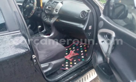Acheter Occasion Voiture Toyota RAV4 Noir à Yaoundé, Central Cameroon Acheter Occasion Voiture Toyota RAV4 Noir à Yaoundé, Central Cameroon