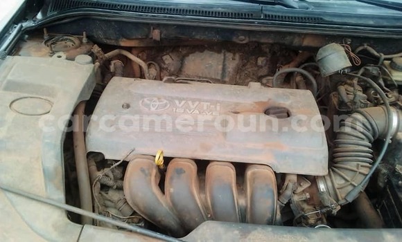 Sayi Na hannu Toyota Avensis Black Mota in Yaounde a Babban Kamaru Sayi Na hannu Toyota Avensis Black Mota in Yaounde a Babban Kamaru