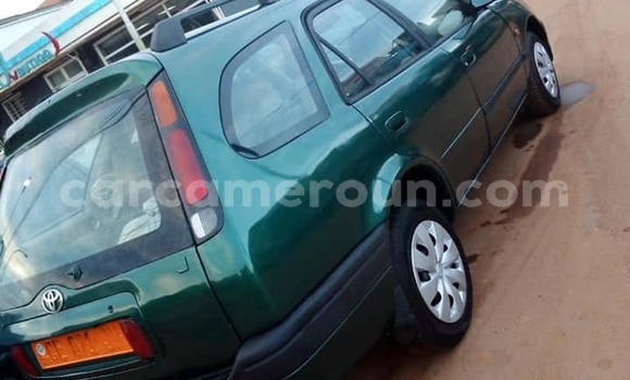 Sayi Na hannu Toyota Yaris Green Mota in Yaounde a Babban Kamaru Sayi Na hannu Toyota Yaris Green Mota in Yaounde a Babban Kamaru