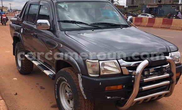 Acheter Occasion Voiture Toyota Hilux Noir à Yaoundé, Central Cameroon