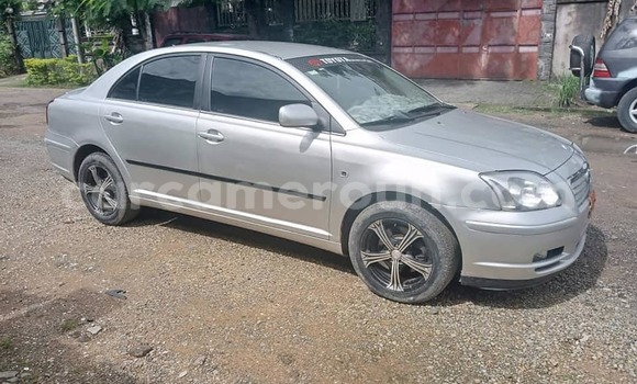 Sayi Na hannu Toyota Avensis Sauran Mota in Yaounde a Babban Kamaru Sayi Na hannu Toyota Avensis Sauran Mota in Yaounde a Babban Kamaru