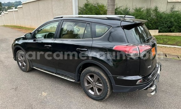 Acheter Occasion Voiture Toyota RAV4 Noir à Yaoundé, Central Cameroon Acheter Occasion Voiture Toyota RAV4 Noir à Yaoundé, Central Cameroon