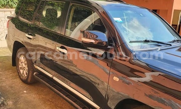Buy Used Toyota Land Cruiser Black Car in Yaounde in Central Cameroon Buy Used Toyota Land Cruiser Black Car in Yaounde in Central Cameroon