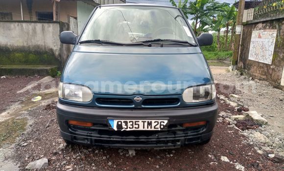Sayi Na hannu Nissan Serena Blue Mota in Douala a Ƙasar Kamaru Sayi Na hannu Nissan Serena Blue Mota in Douala a Ƙasar Kamaru