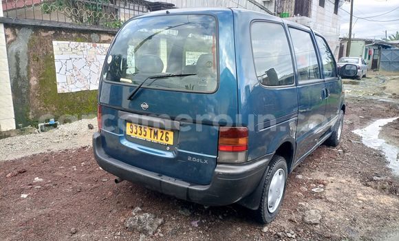 Sayi Na hannu Nissan Serena Blue Mota in Douala a Ƙasar Kamaru Sayi Na hannu Nissan Serena Blue Mota in Douala a Ƙasar Kamaru