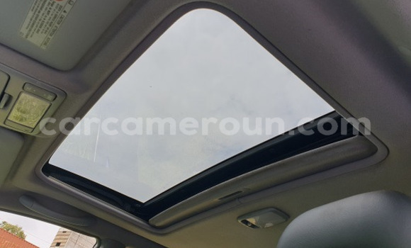 Sayi Na hannu Toyota RAV4 Black Mota in Yaounde a Babban Kamaru Sayi Na hannu Toyota RAV4 Black Mota in Yaounde a Babban Kamaru