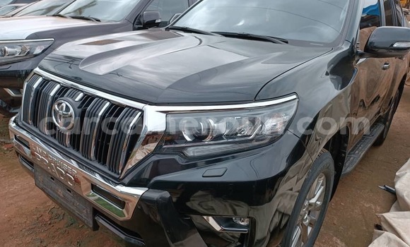 Acheter Neuf Voiture Toyota Land Cruiser Noir à Yaoundé, Central Cameroon Acheter Neuf Voiture Toyota Land Cruiser Noir à Yaoundé, Central Cameroon