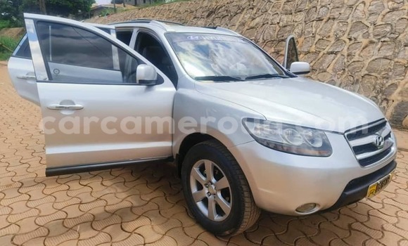 Acheter Occasion Voiture Hyundai Santa Fe Autre à Yaoundé, Central Cameroon Acheter Occasion Voiture Hyundai Santa Fe Autre à Yaoundé, Central Cameroon