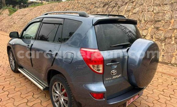 Acheter Occasion Voiture Toyota RAV4 Noir à Douala, Littoral Cameroon Acheter Occasion Voiture Toyota RAV4 Noir à Douala, Littoral Cameroon