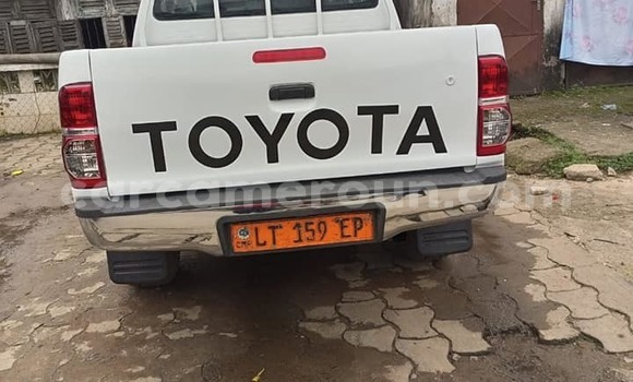 Buy Used Toyota Hilux White Car in Douala in Littoral Cameroon Buy Used Toyota Hilux White Car in Douala in Littoral Cameroon