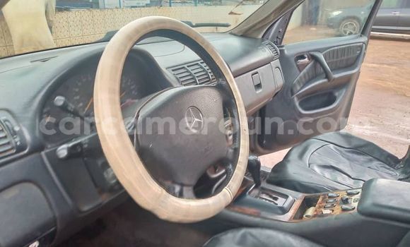 Sayi Na hannu Mercedes‒Benz ML–Class Sauran Mota in Yaounde a Babban Kamaru Sayi Na hannu Mercedes‒Benz ML–Class Sauran Mota in Yaounde a Babban Kamaru